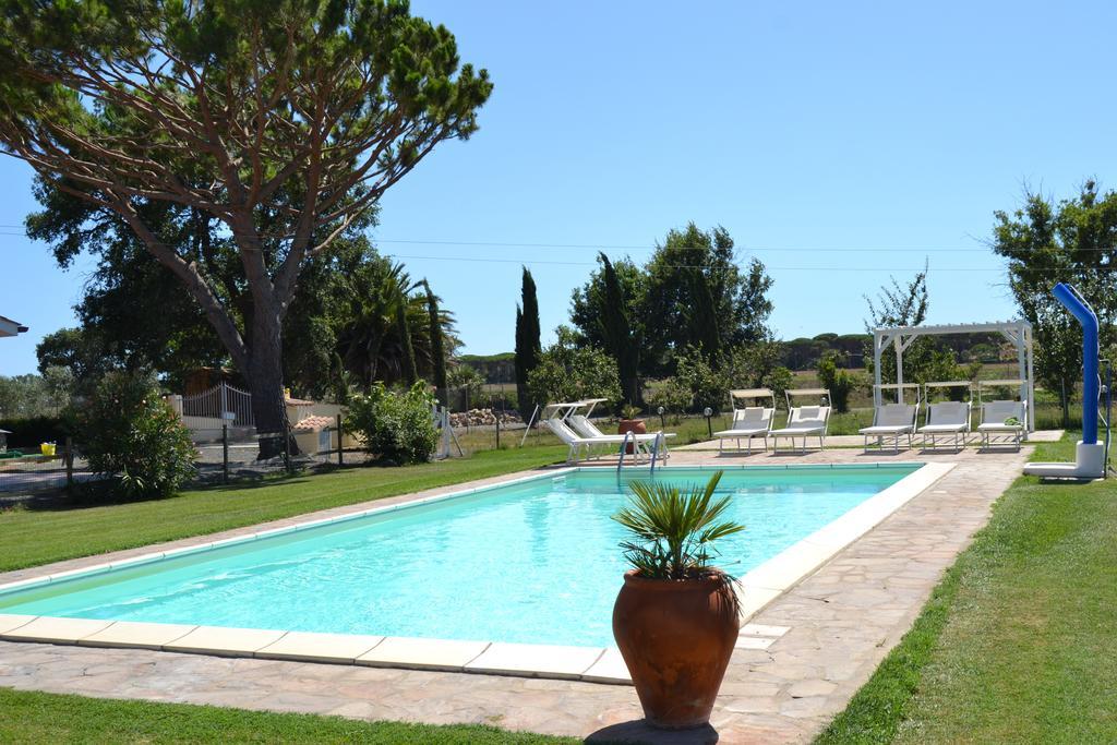 Agriturismo Beveraggio Appartamenti 格罗塞托港 外观 照片