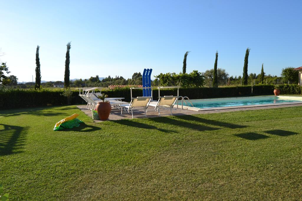 Agriturismo Beveraggio Appartamenti 格罗塞托港 外观 照片